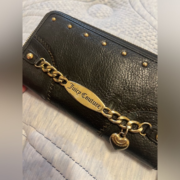 Juicy Couture Wallet - Picture 2 of 8